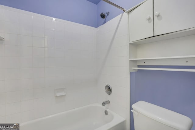 full bathroom featuring toilet and tub / shower combination