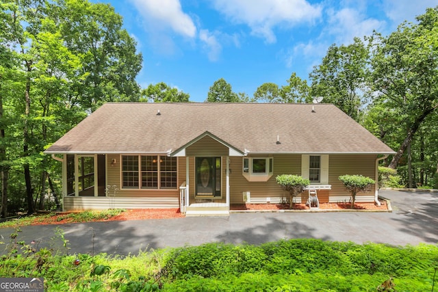 view of front of house with a porch