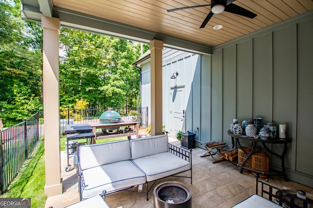 view of patio / terrace with ceiling fan and an outdoor hangout area