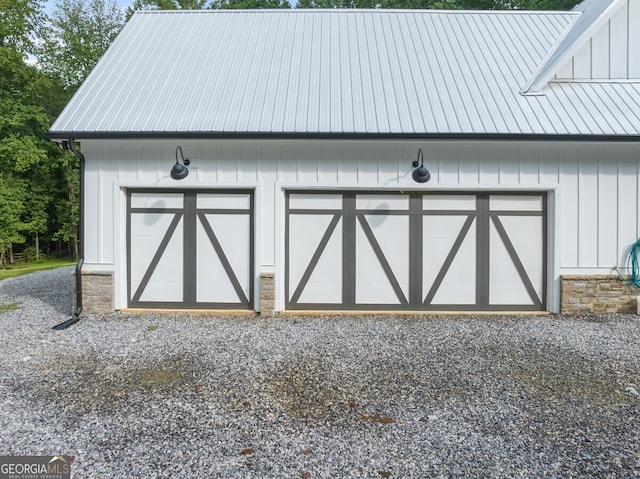 view of outdoor structure with a garage