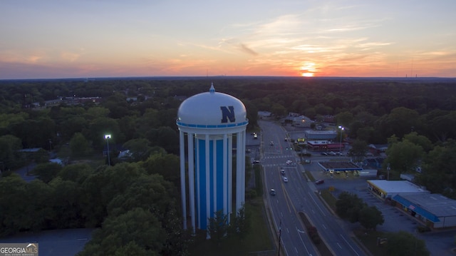 view of aerial view at dusk