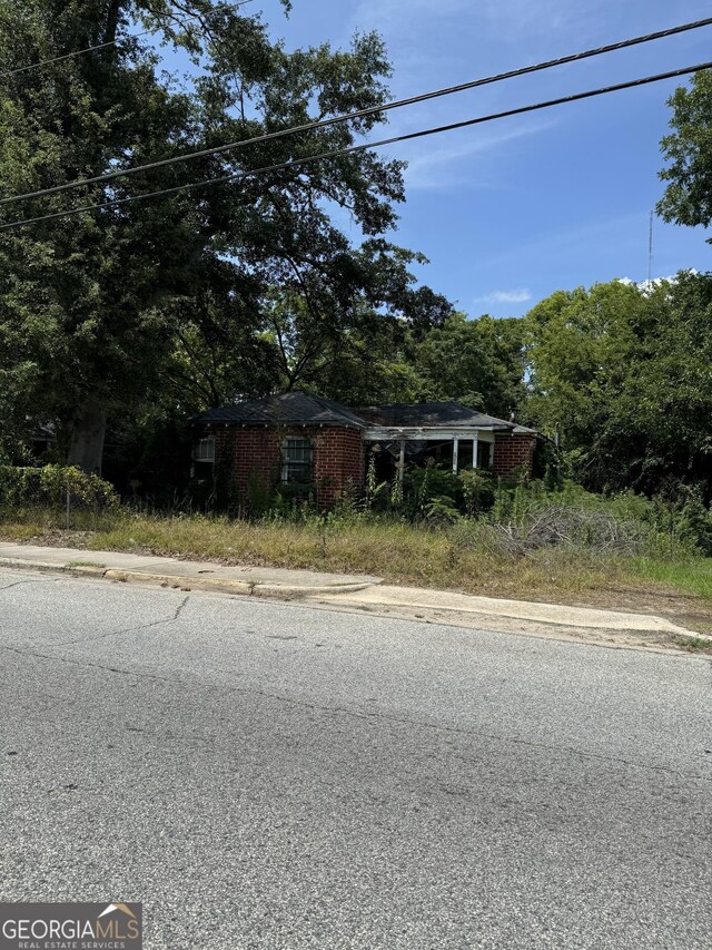 view of front of house