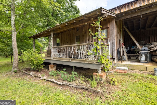 view of side of property