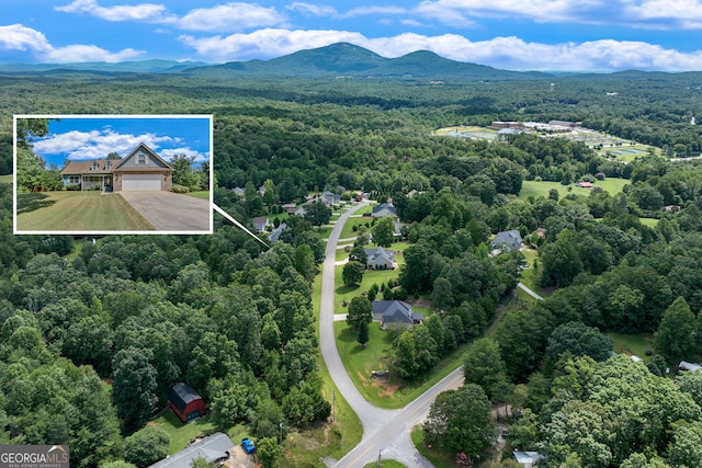 bird's eye view featuring a mountain view