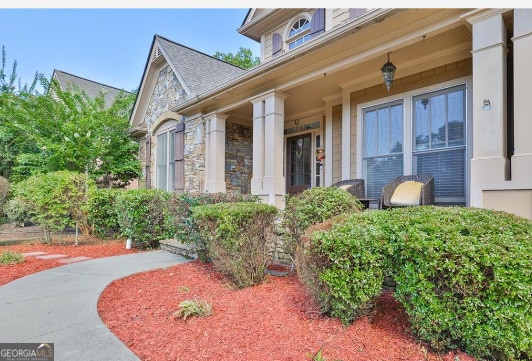 view of property entrance