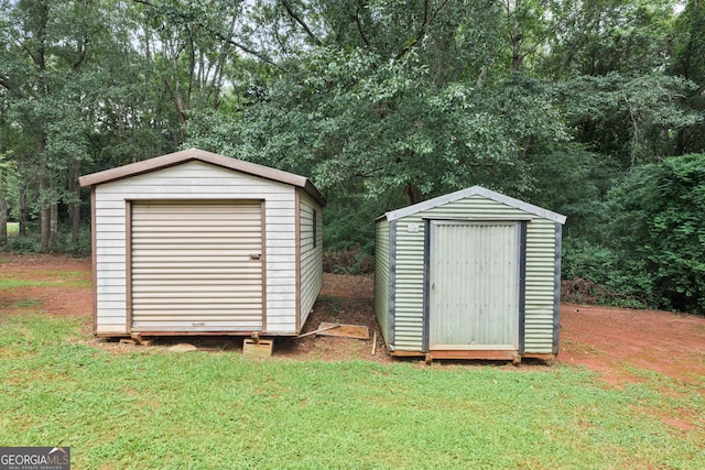 view of outdoor structure with a lawn