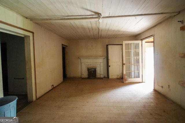 view of unfurnished living room