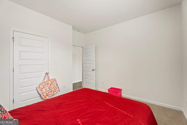 bedroom with carpet flooring