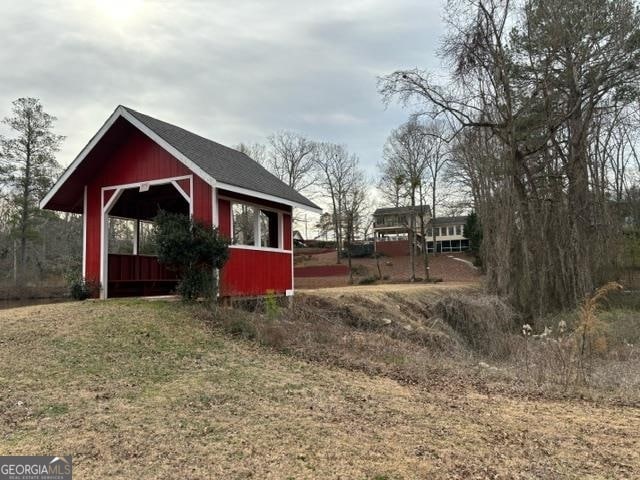 view of outbuilding