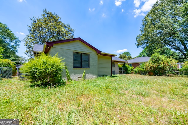 view of side of home