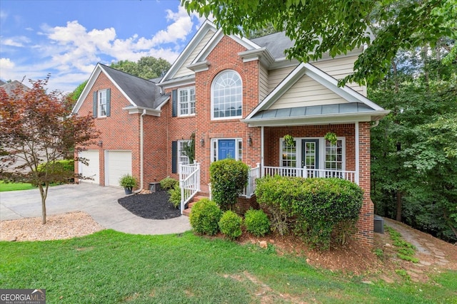 view of front of house featuring a garage