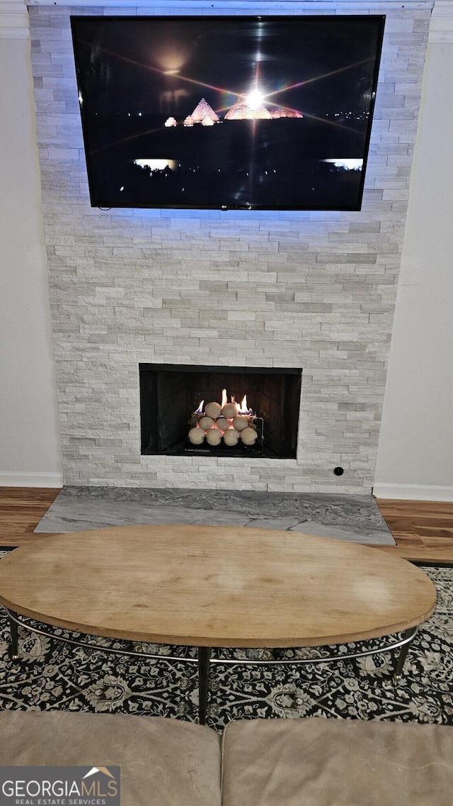 room details featuring hardwood / wood-style flooring