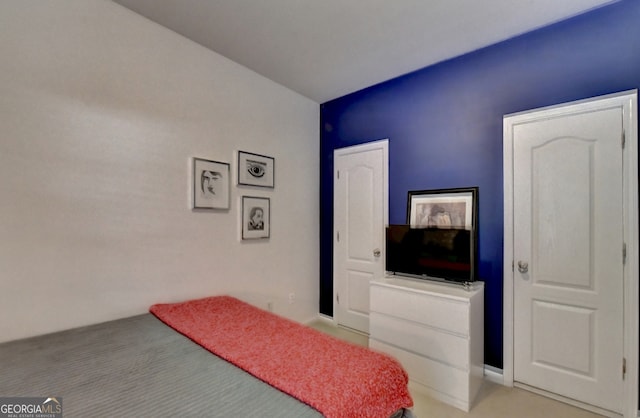 bedroom featuring carpet floors