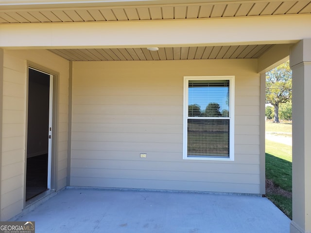 726 Windstream Dr Unit A10, Lagrange, GA 30241 - view of patio