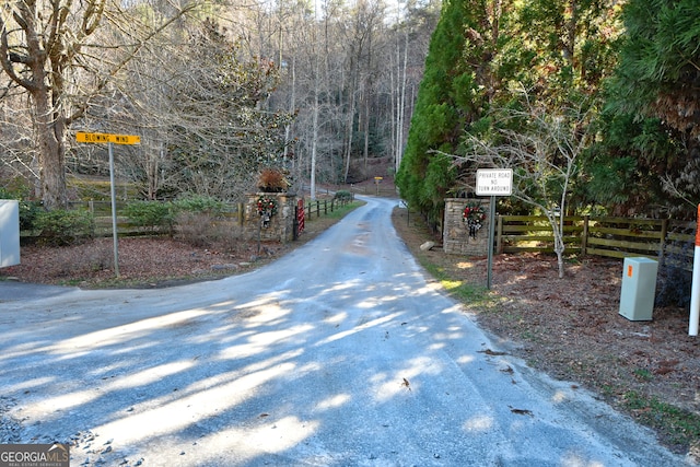 Listing photo 3 for LOT4 Blowing Wind Ln, Clayton GA 30525