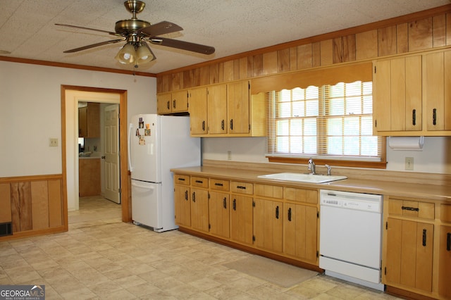 kitchen with ceiling fan, sink, crown molding, light tile patterned flooring, and white appliances