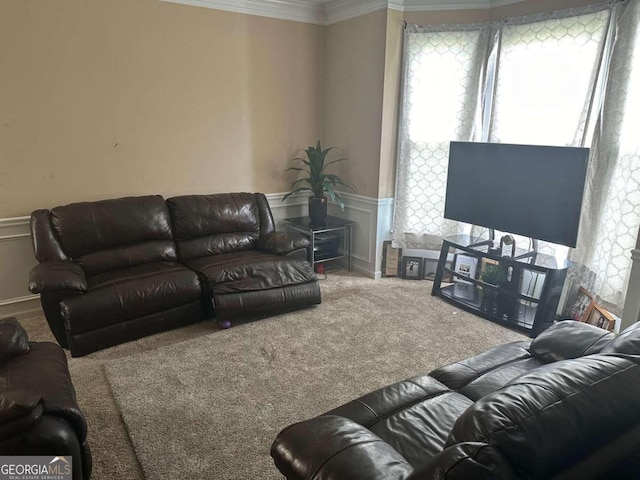 carpeted living room featuring crown molding