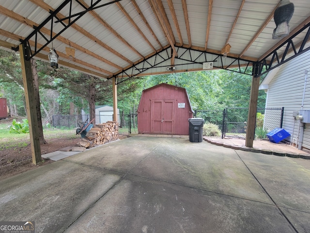 exterior space featuring a shed