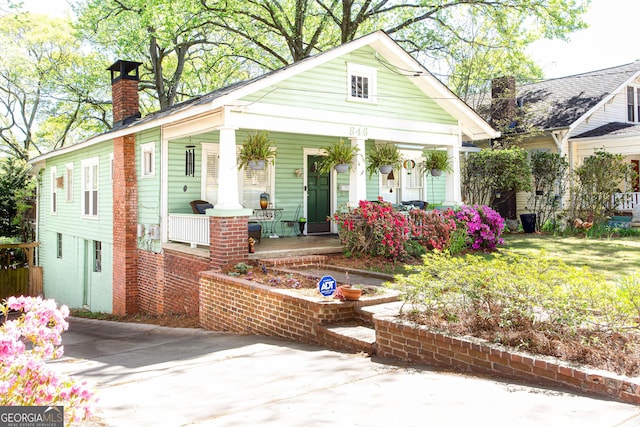 view of front of house with a porch