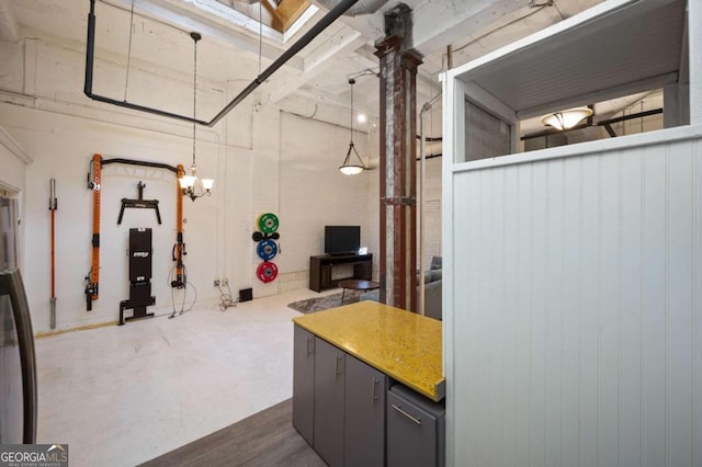 bathroom featuring concrete floors