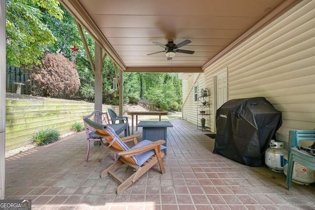 view of patio featuring grilling area and ceiling fan