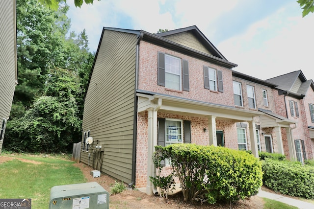 view of front of house