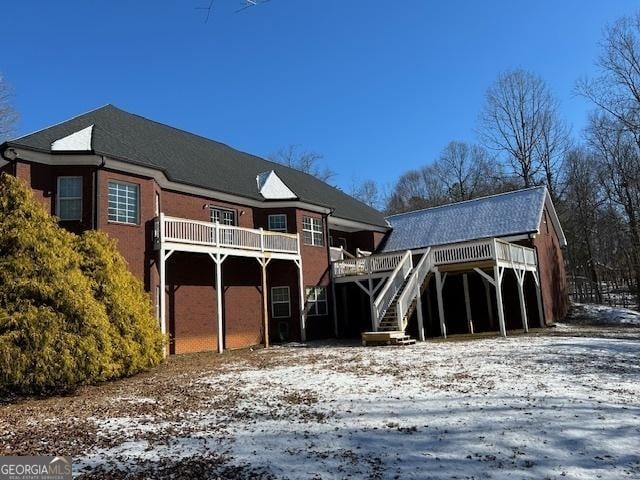 view of front of house featuring a deck