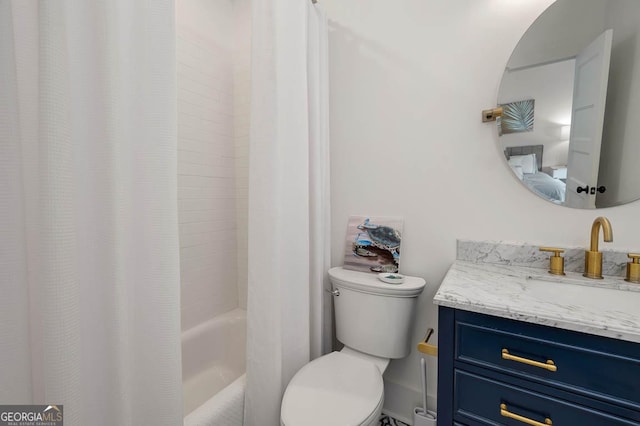 full bath featuring vanity, toilet, and shower / bathtub combination with curtain