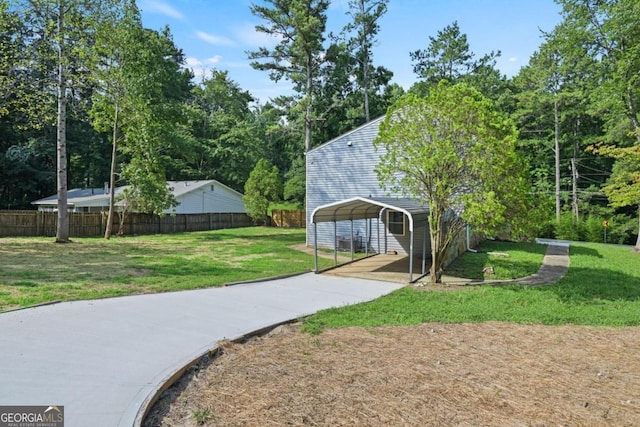 view of yard featuring a carport