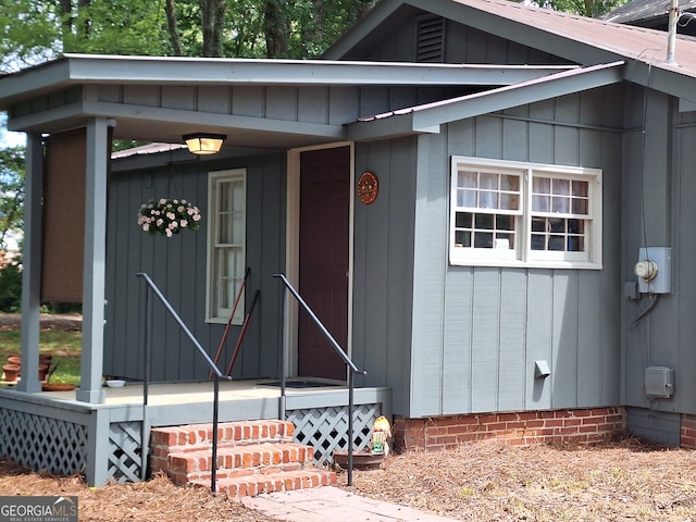 view of property entrance