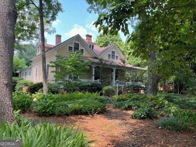 view of front of home with a porch