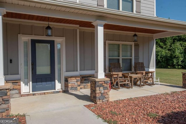 property entrance with a porch