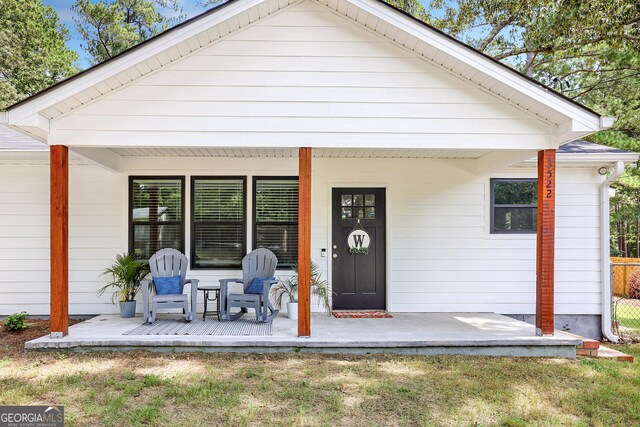 view of front of home with covered porch