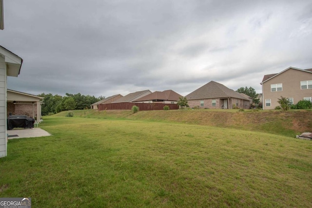 view of yard with a patio