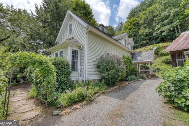 2350 Dial Rd, Blue Ridge, GA 30513 - view of side of home