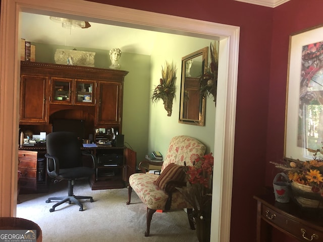 office with ceiling fan, carpet, and crown molding