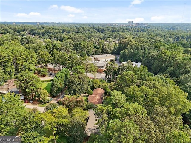 bird's eye view with a view of trees