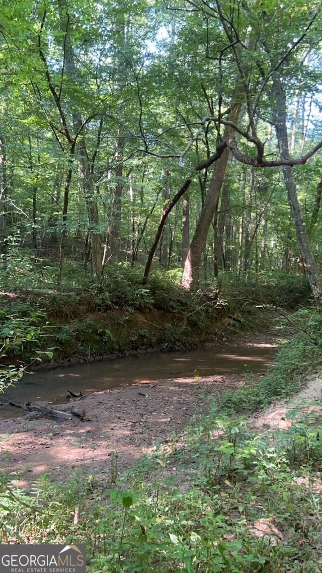 8 Oak Valley Rd, Toccoa, GA 30577