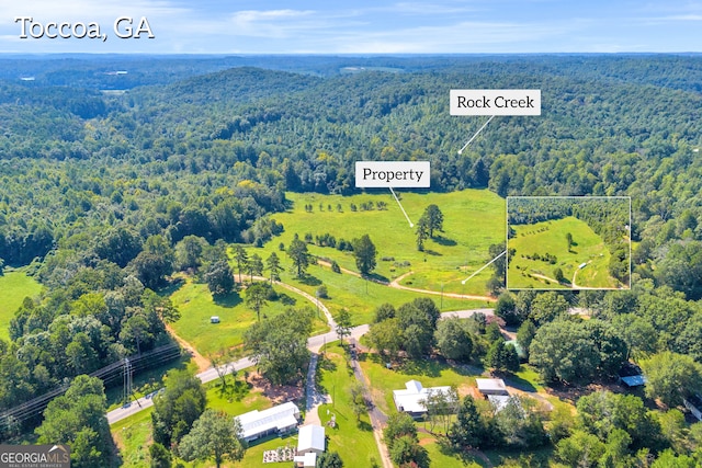 8 Oak Valley Rd, Toccoa, GA 30577