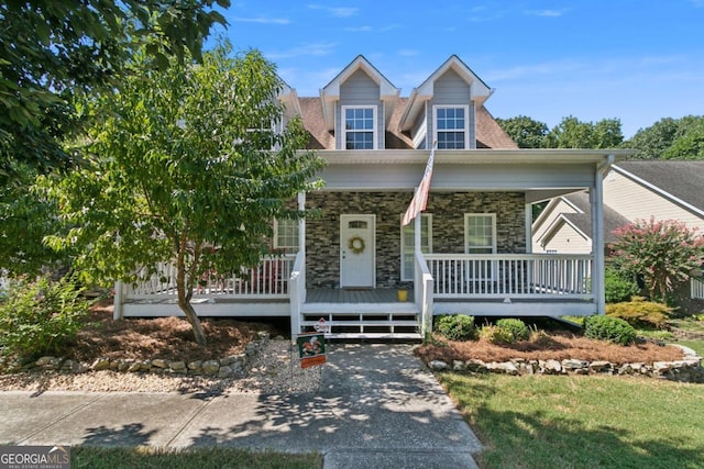 view of front facade featuring covered porch