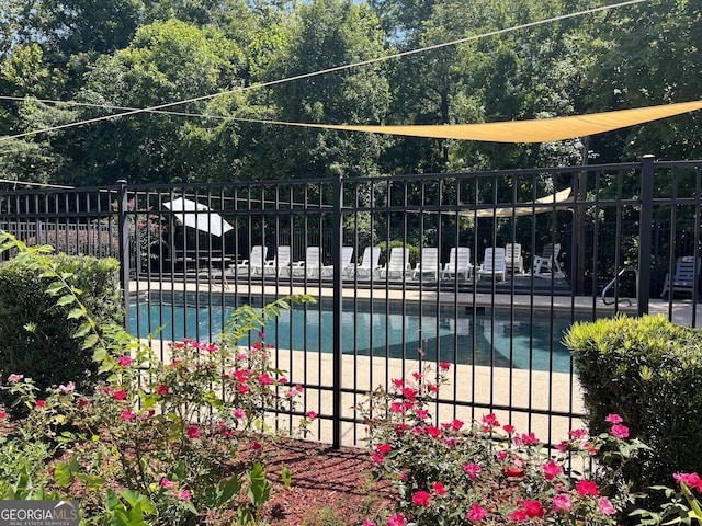 133 Oak Dr, Gray, GA 31032 - community pool featuring fence