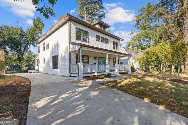 view of front of property with a porch