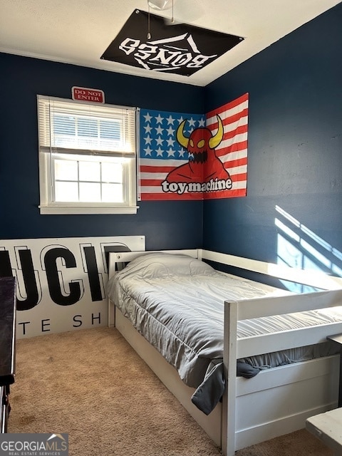 bedroom with carpet flooring