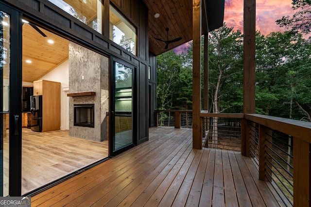 view of deck at dusk