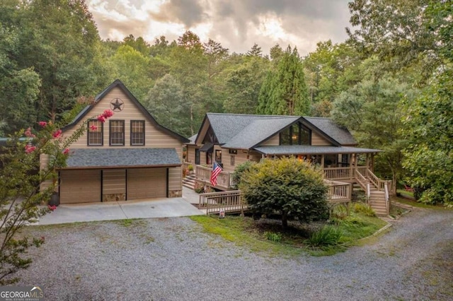 view of front of property featuring a garage