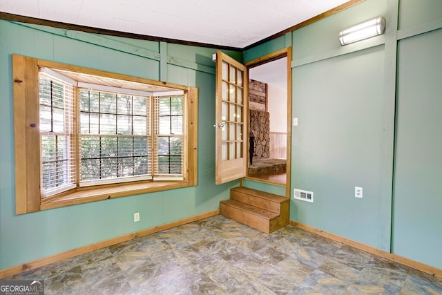 view of tiled spare room