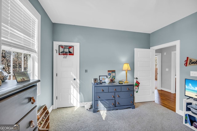 bedroom featuring carpet floors