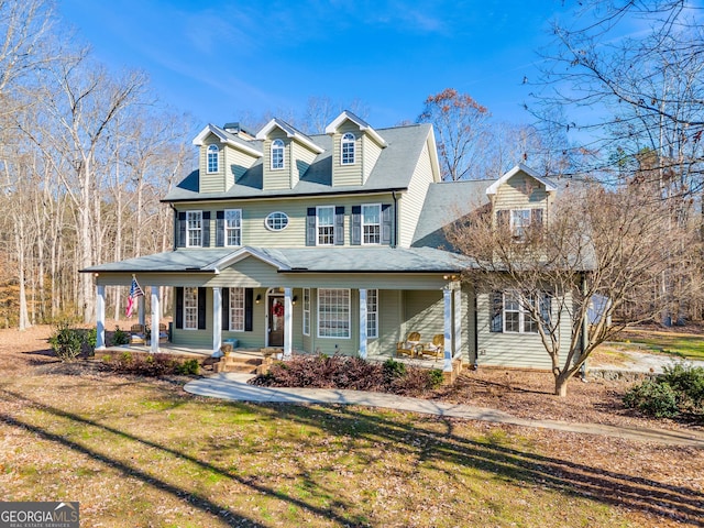 view of front of property featuring a porch