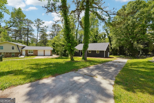 Listing photo 3 for 8915 Creekwood Ct, Riverdale GA 30274