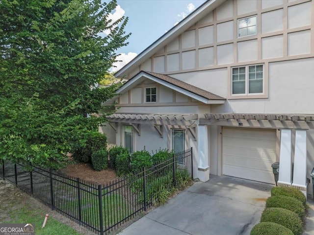 view of front of house featuring a pergola